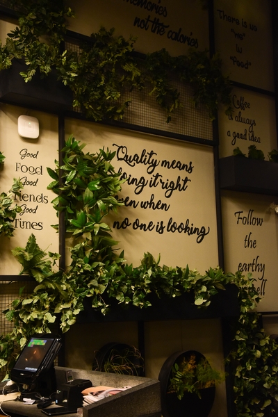 Kitchen Yard on Saturday Night